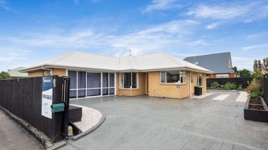43 Farnborough Street, Aranui, Christchurch - Carousel 1