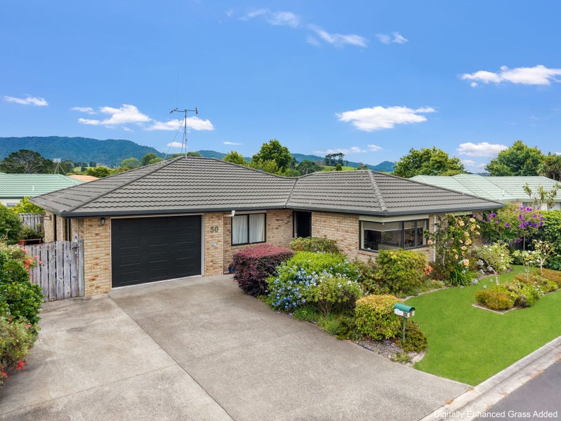 50 Highfields Drive, Katikati, Katikati - Carousel 1