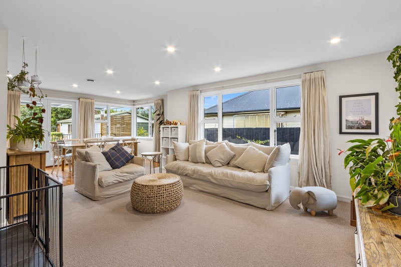 7 Torquay Place, Bryndwr, Christchurch - Carousel 2