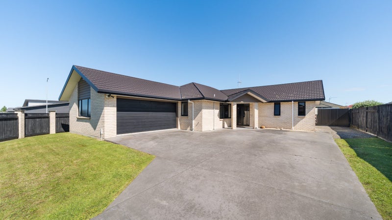 23 Geneva Terrace, Kelvin Grove, Palmerston North - Carousel 1