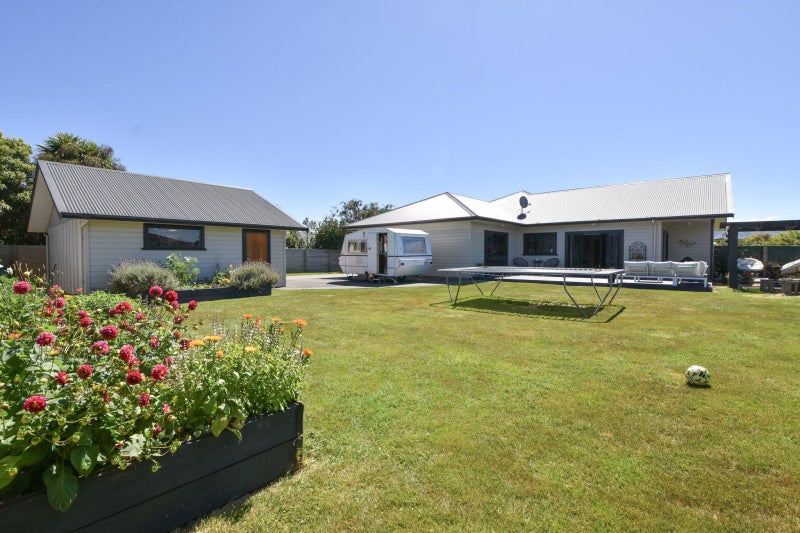 18 Carrington Drive, Carterton - Carousel 2