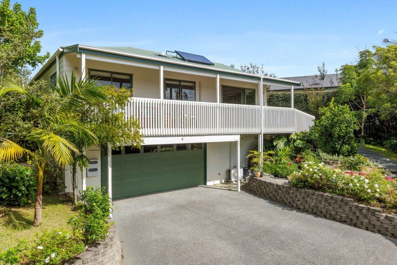 41 Hammond Avenue, Hatfields Beach, Orewa - Carousel 1