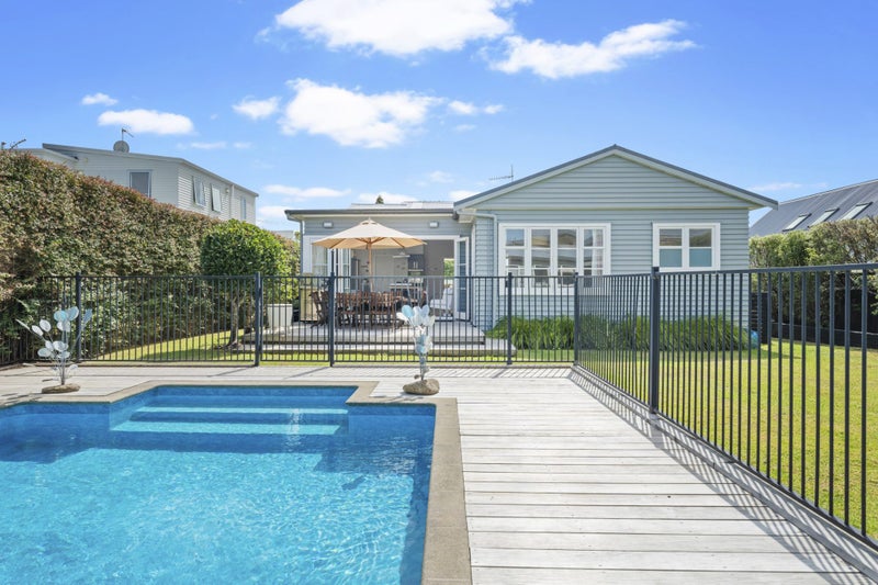 33 Massey Avenue, Greenlane, Auckland - Carousel 1