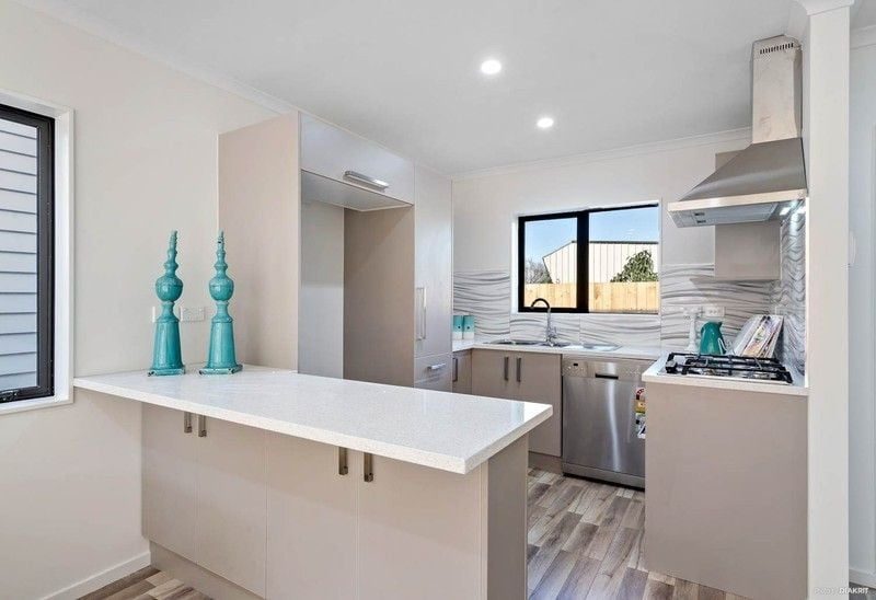 35D Laurie Avenue, Papakura, Papakura - Carousel 2