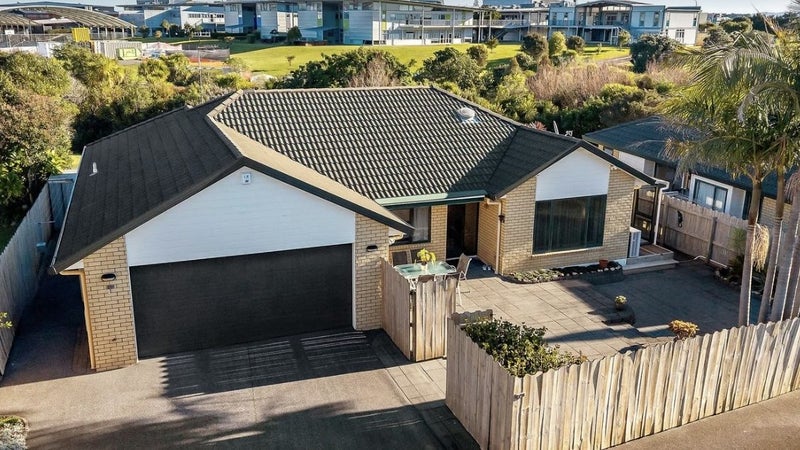 1/41 Glanworth Place, Dannemora, Auckland - Carousel 1