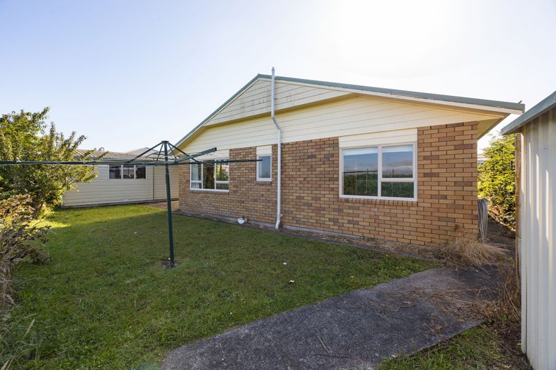 280 Grandview Road, Western Heights, Hamilton - Carousel 18