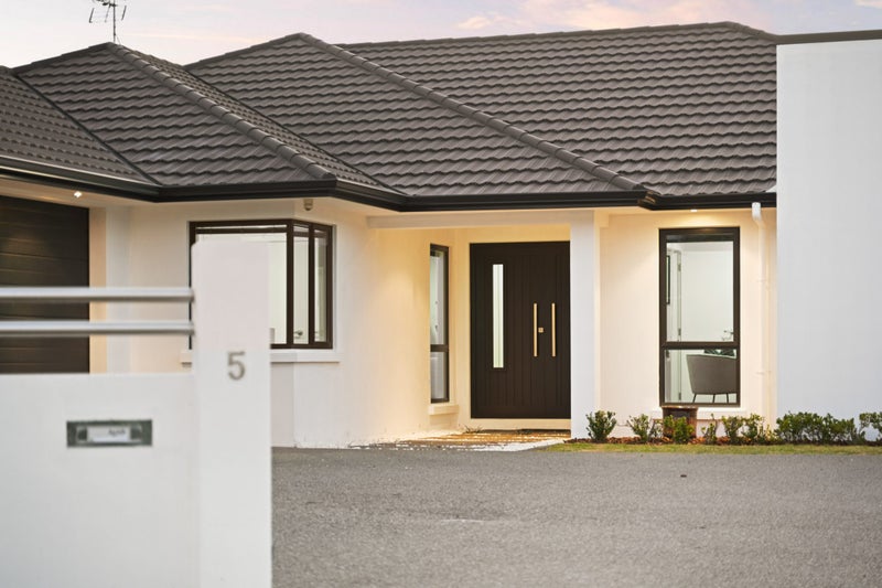 5 Briar Rose Court, Huntington, Hamilton - Carousel 2