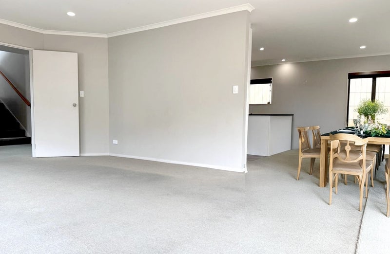 31A Tiverton Road, Avondale, Auckland - Carousel 2