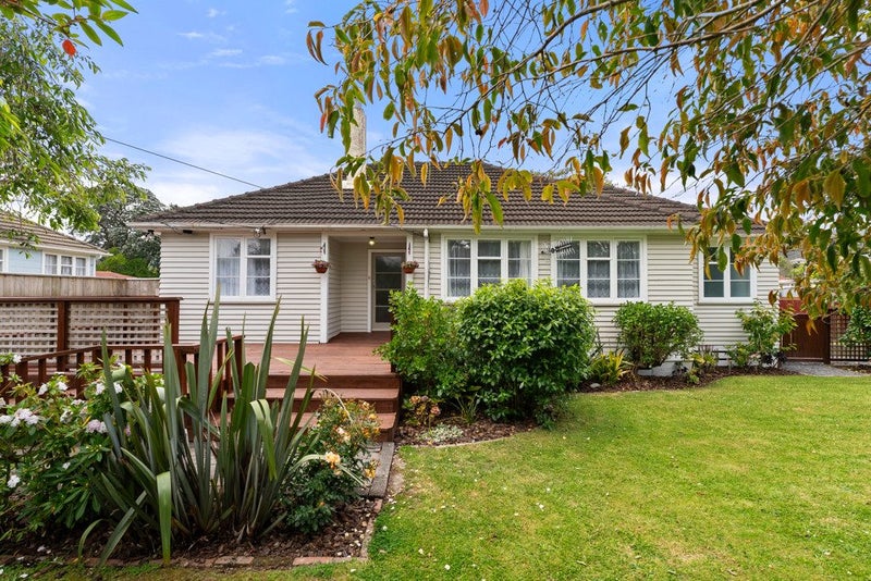 26 Fisk Street, Naenae, Lower Hutt - Carousel 1