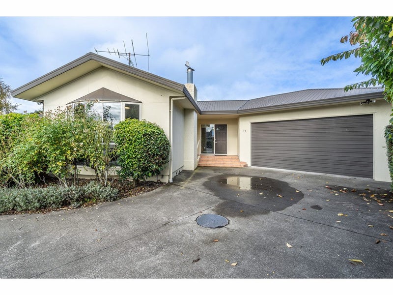 17 Duke Street, Gladstone, Invercargill - Carousel 2