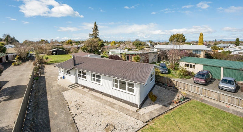 13 Saxon Street, Motueka - Carousel 2