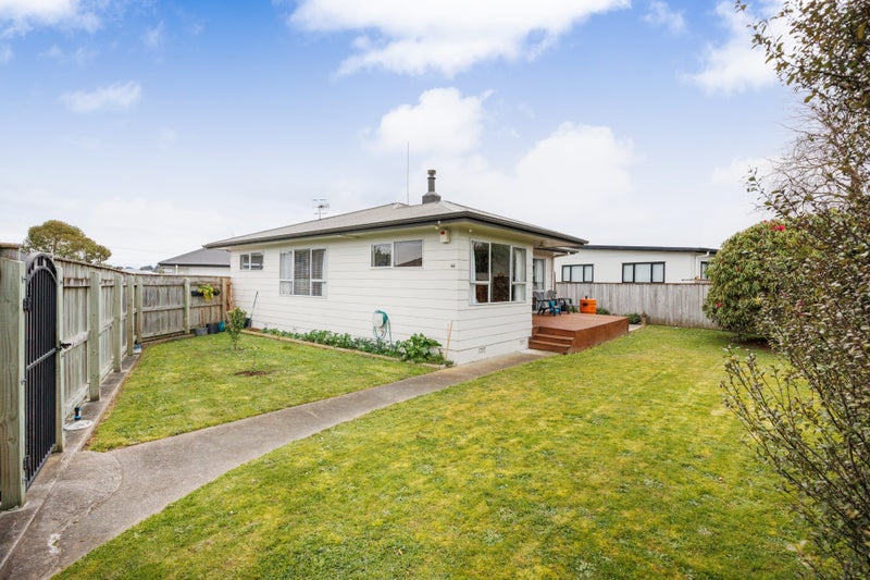 44 Pharazyn Street, Feilding, Feilding - Carousel 2