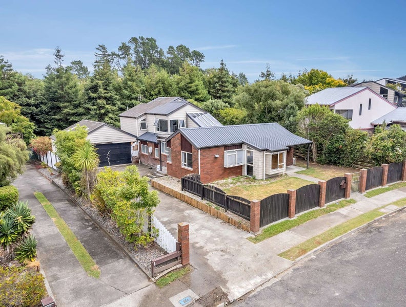20 Monowai Place, Aramoho, Whanganui - Carousel 1