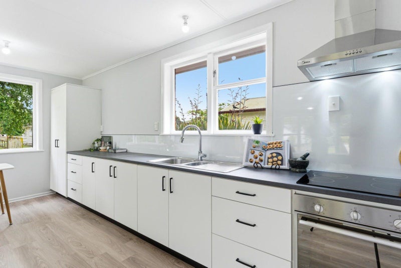 163 Paterson Street, Aramoho, Whanganui - Carousel 2