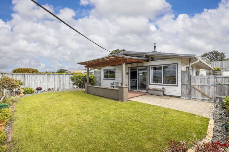 70 Bayly Road, Blagdon, New Plymouth - Carousel 2