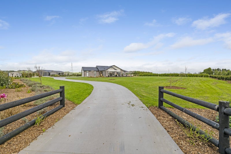 342 Manutahi Road, Lepperton, New Plymouth - Carousel 35