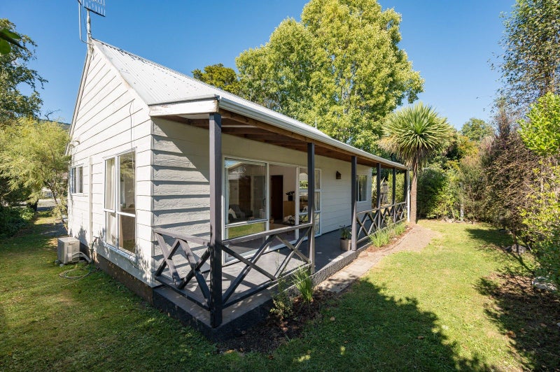 206 Hill Street, Richmond, Richmond - Carousel 2