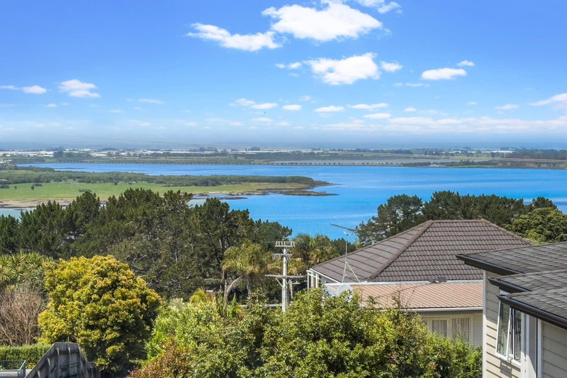 13A Aldersgate Road, Hillsborough, Auckland - Carousel 1