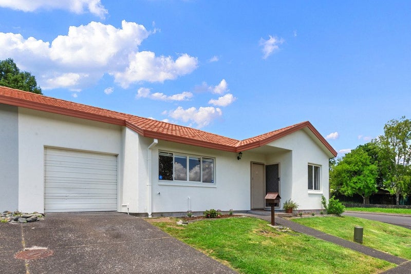 1 Neta Grove, Henderson, Auckland - Carousel 2