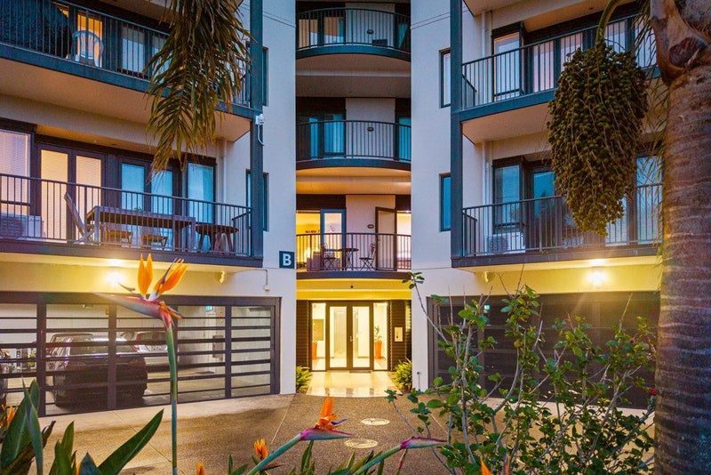B 104/525 East Coast Road, Browns Bay, Auckland - Carousel 2