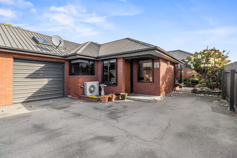 2/18 Selwyn Street, Maori Hill, Timaru - Carousel 17