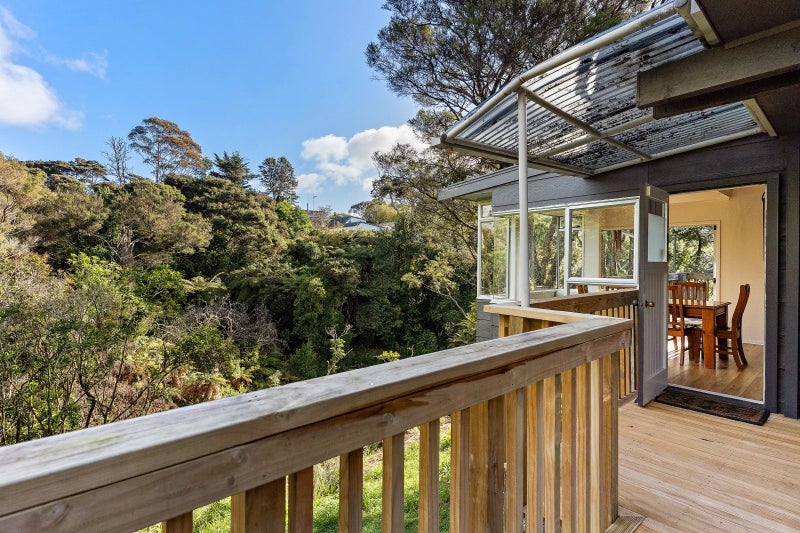 32 Lanigan Street, Birkdale, Auckland - Carousel 2