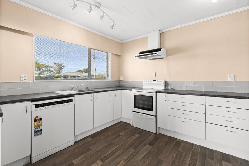 68 Church Road, Taradale, Napier - Carousel 1