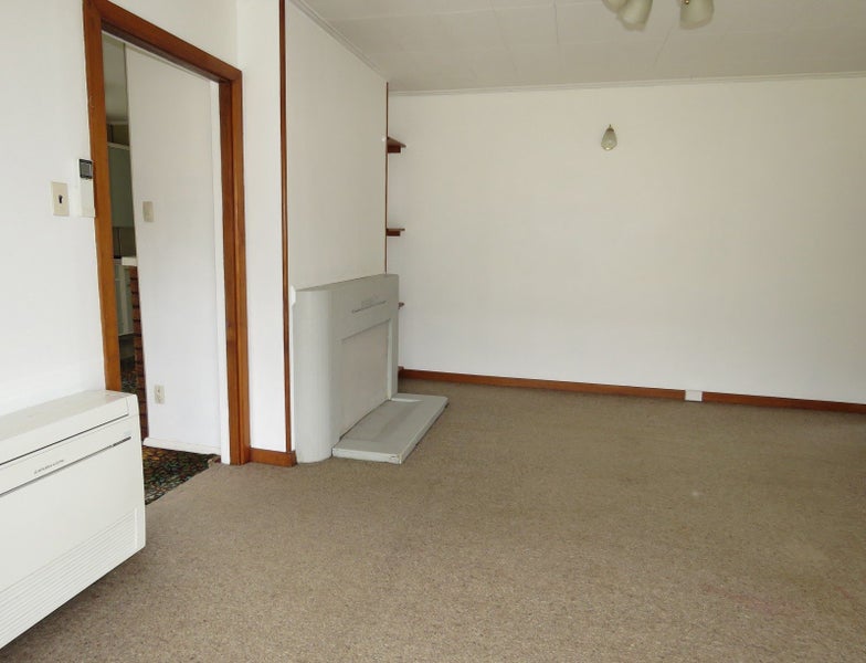 72 Main Street, Reefton, Reefton - Carousel 21
