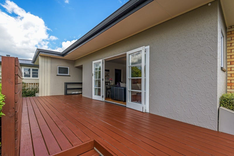 11 Durham Crescent, Palmerston North, Palmerston North - Carousel 16