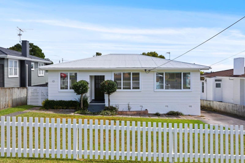 1/13 Kia Ora Road, Beach Haven, Auckland - Carousel 2