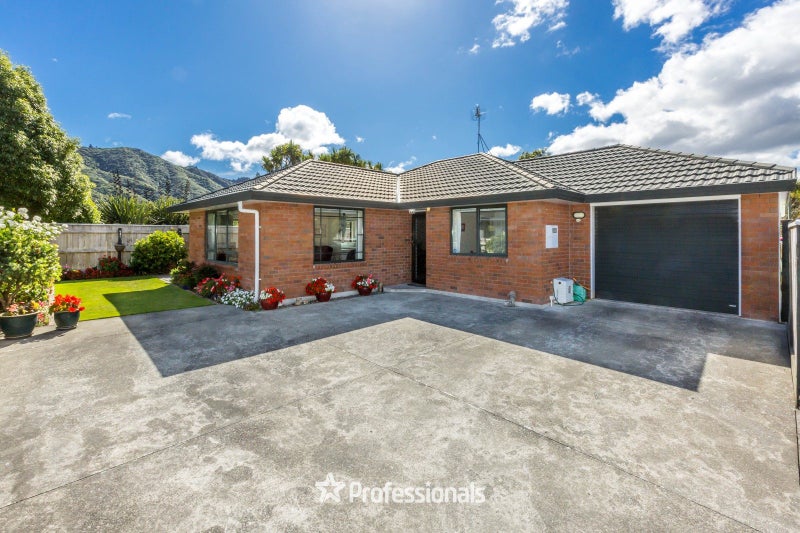 23A Hudson Avenue, Ebdentown, Upper Hutt - Carousel 1
