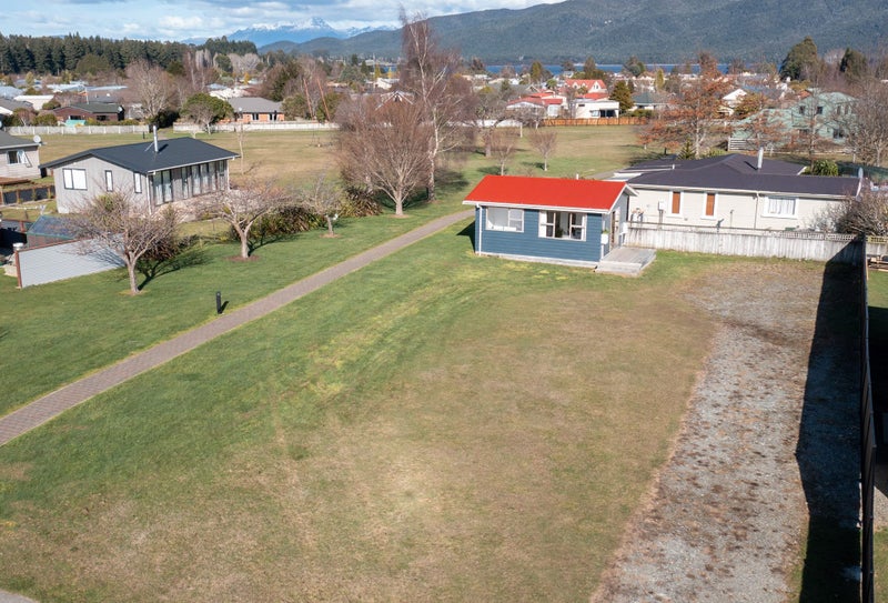 30 Lawson Burrows Crescent, Te Anau, Te Anau - Carousel 2