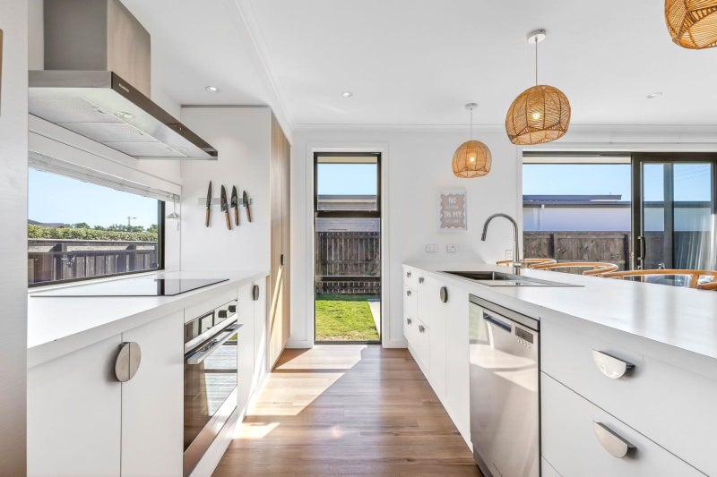 13 Eton Street, Richmond - Carousel 2