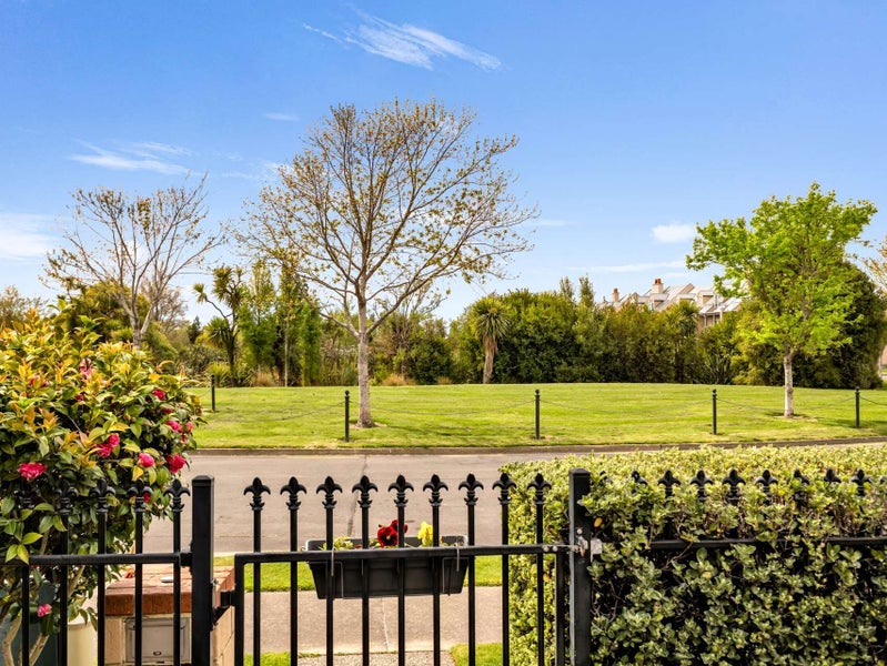 40 Waterford Avenue, Northwood, Christchurch - Carousel 1