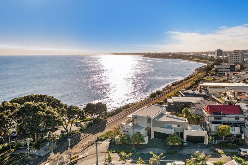 1 Weymouth Street, New Plymouth, New Plymouth - Carousel 1