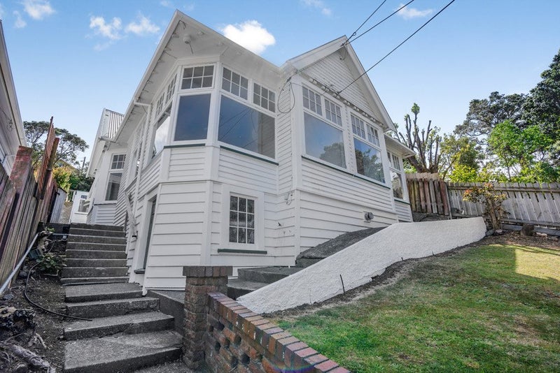 6 Waipapa Road, Hataitai, Wellington - Carousel 2