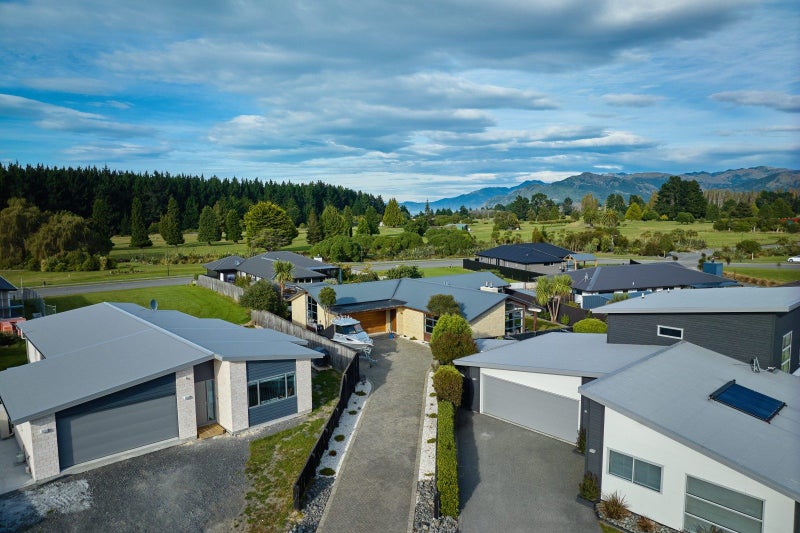 11 Mcrae Gardens, Kaikoura Flat, Kaikōura - Carousel 25