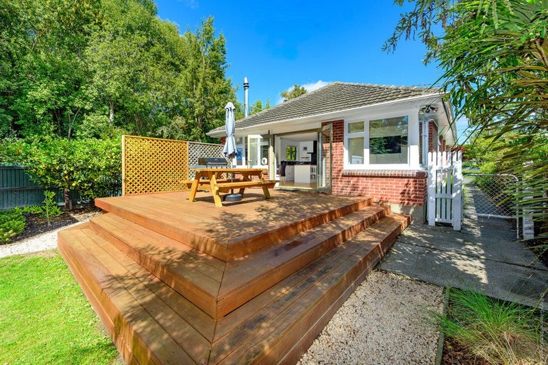 95A Clarendon Terrace, Woolston, Christchurch - Carousel 1