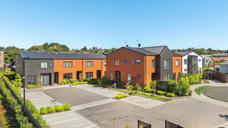 6A Treasury Place, Onehunga, Auckland - Carousel 1