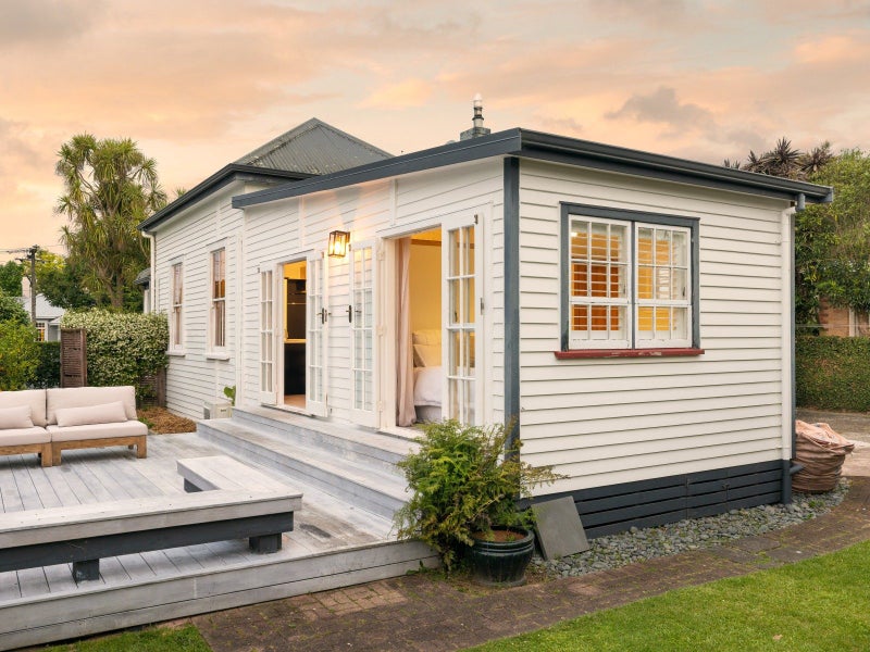 41 Firth Street, Hamilton East, Hamilton - Carousel 2