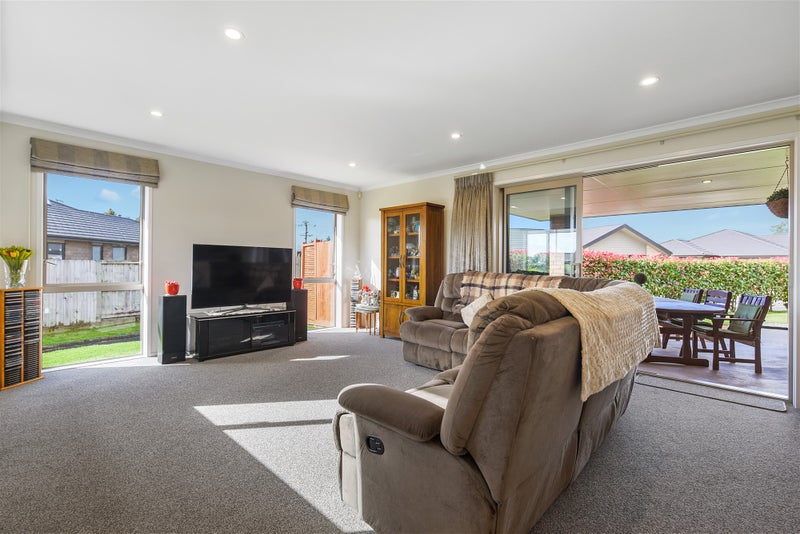 4 Briar Rose Court, Huntington, Hamilton - Carousel 2