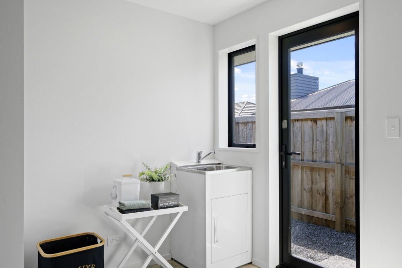 55 Bonecrusher Street, Lincoln, Lincoln - Carousel 24