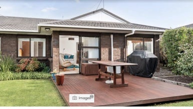2/79 Mirrabooka Avenue, Botany Downs, Auckland - Carousel 1