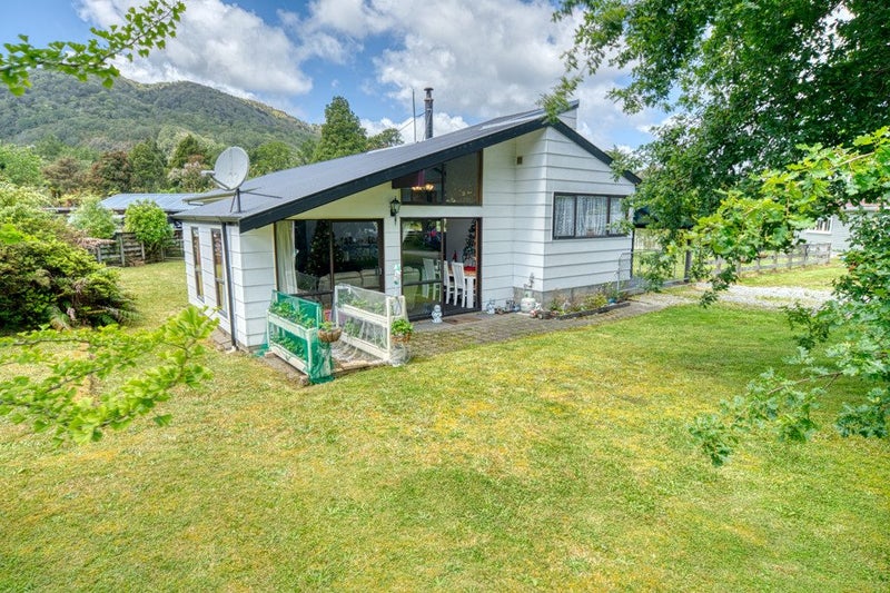 660 Taylorville Road, Taylorville, Greymouth - Carousel 1