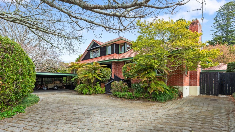 221 Grange Road, Otumoetai, Tauranga - Carousel 1