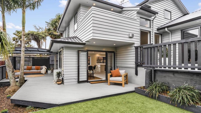 14J Cradock Street, Avondale, Auckland - Carousel 1