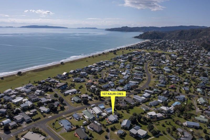 107 Kauri Crescent, Matarangi, Whitianga - Carousel 2