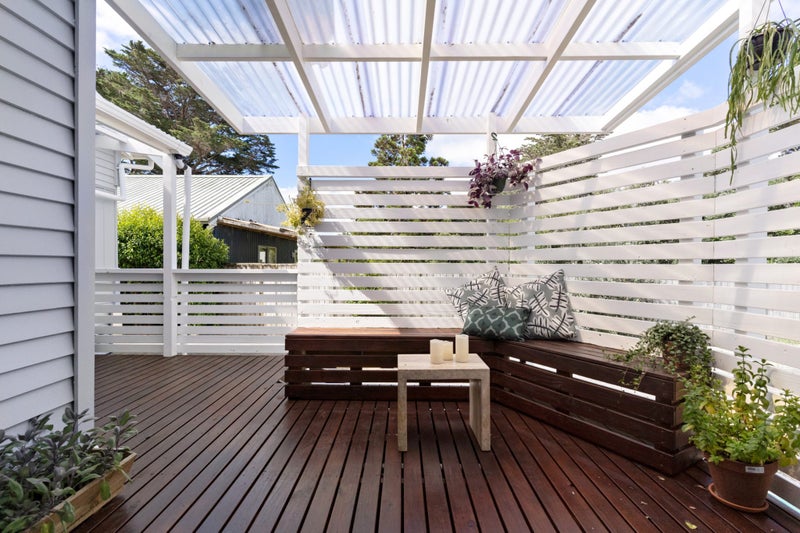 33 Rambler Crescent, Beach Haven, Auckland - Carousel 2