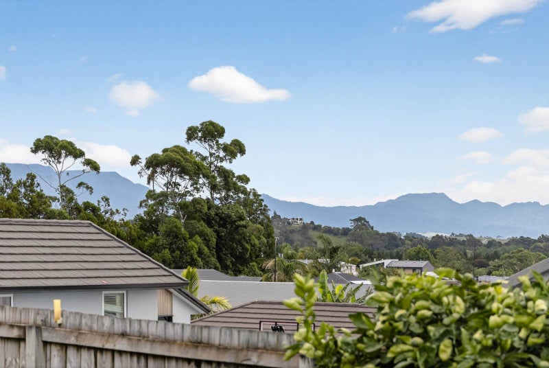 19 Charlotte Drive, Omokoroa - Carousel 2