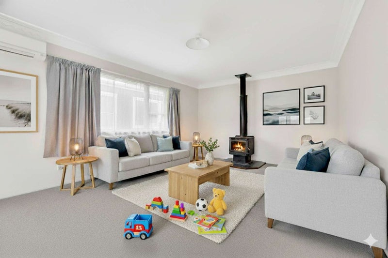 14B Doment Crescent, Orewa, Orewa - Carousel 2